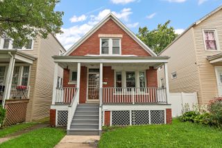 5740 S Trumbull Avenue, Chicago, IL 60629