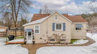 W4787 Us Highway 2, Vulcan, MI 49892