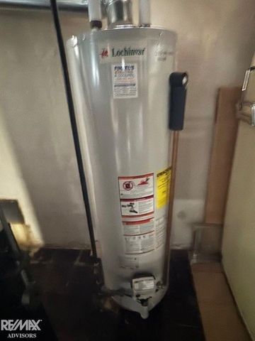 30607 Glenwood Circle, Warren, MI 48088