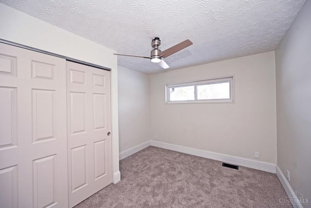 8609 Balboa Drive, Cincinnati, OH 45231