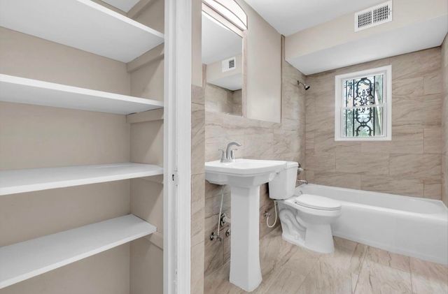 1649 BABS RD, Memphis, TN 38116