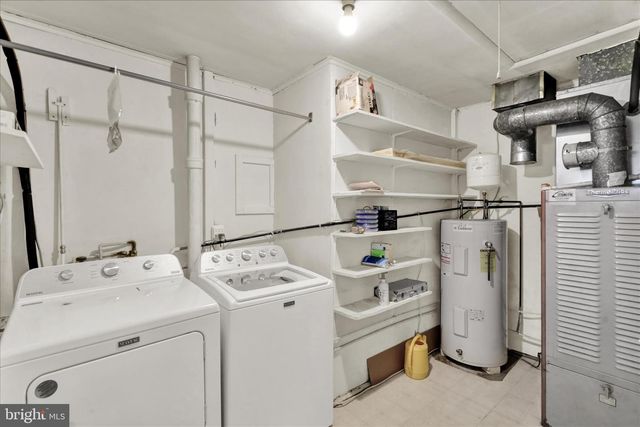 710 CHESTNUT ST, Shoemakersville, PA 19555