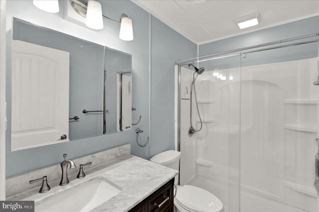 710 CHESTNUT ST, Shoemakersville, PA 19555