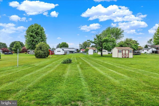 710 CHESTNUT ST, Shoemakersville, PA 19555
