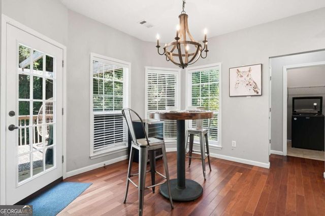 575 Kingsport Drive, Roswell, GA 30076