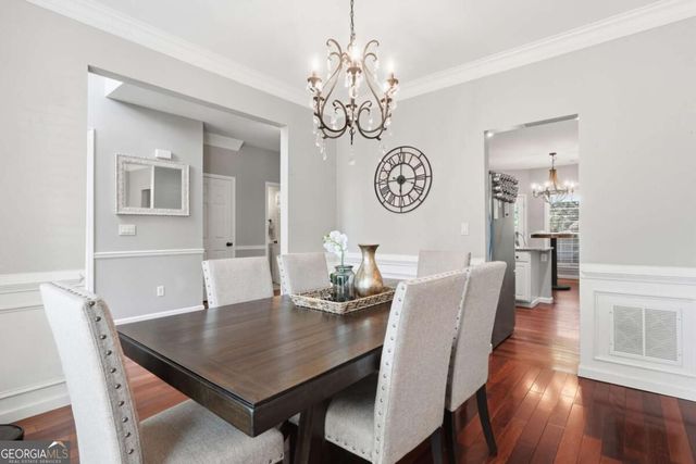 575 Kingsport Drive, Roswell, GA 30076
