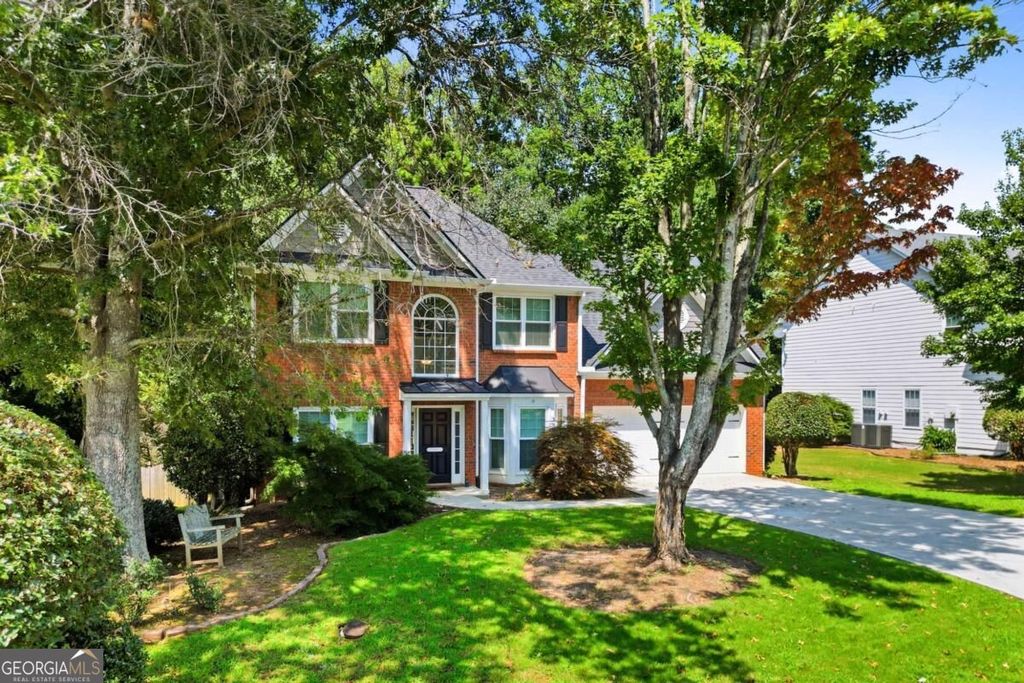 575 Kingsport Drive, Roswell, GA 30076