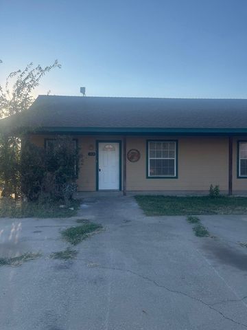 202 Blue Bell Court, Weatherford, TX 76088