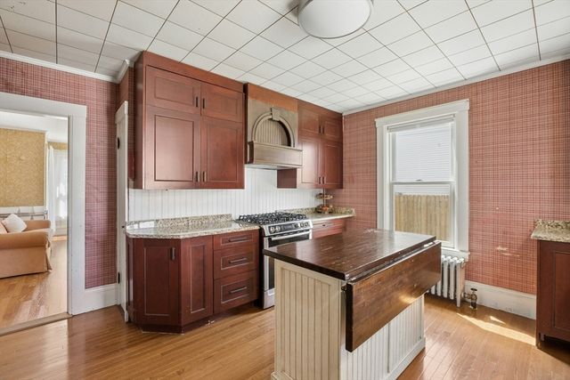 216 Walnut Street, Clinton, MA 01510