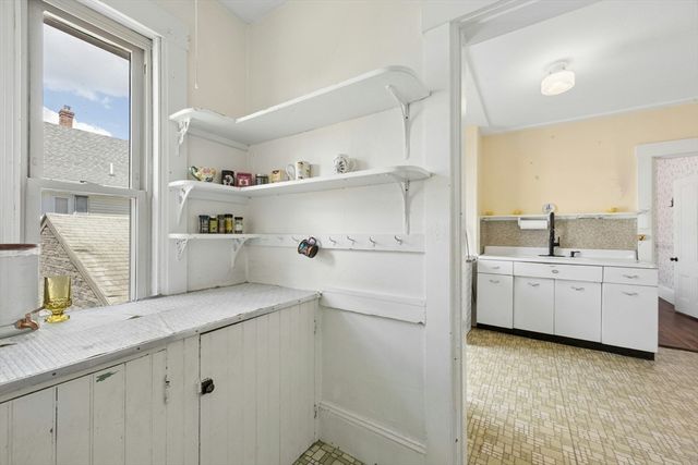 216 Walnut Street, Clinton, MA 01510