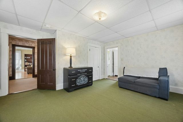 216 Walnut Street, Clinton, MA 01510