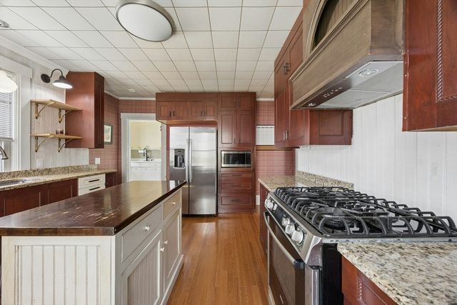 216 Walnut Street, Clinton, MA 01510