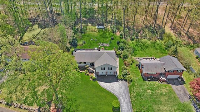 25 Gabriel Drive, Cortlandt Manor, NY 10567
