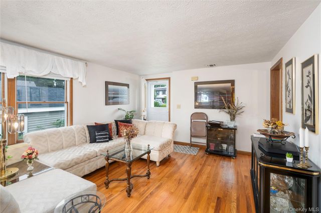 11 Academy Street, Beacon, NY 12508