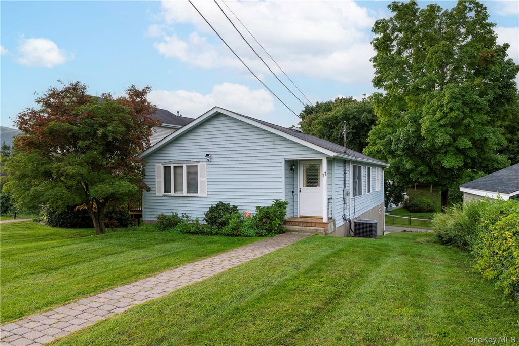 11 Academy Street, Beacon, NY 12508 — photo 2