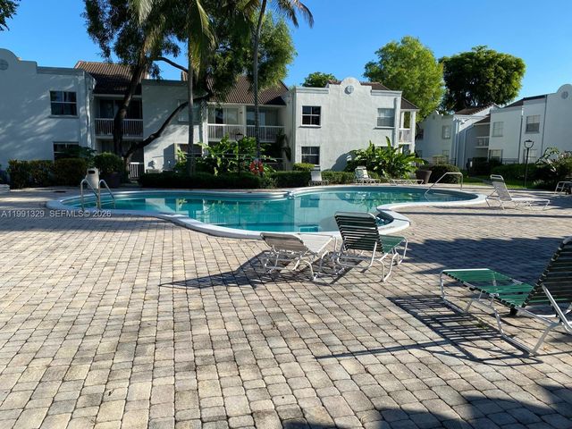 4990 NW 97th Pl 314, Doral, FL 33178