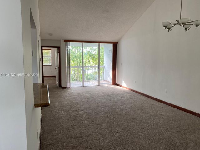 4990 NW 97th Pl 314, Doral, FL 33178