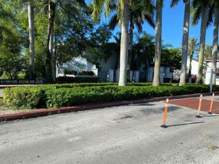 4990 NW 97th Pl 314, Doral, FL 33178