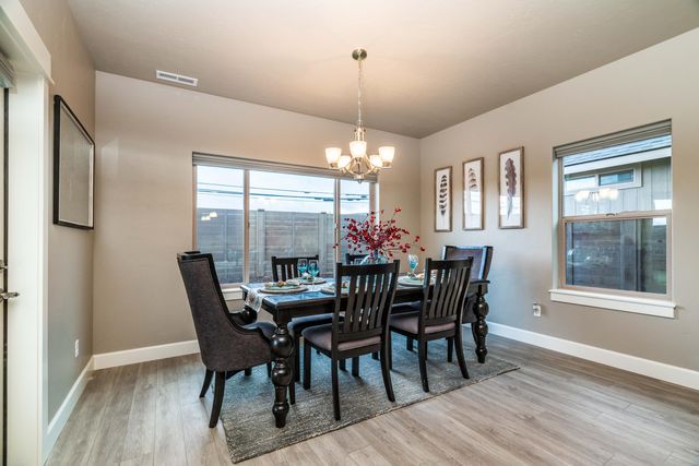 20615 Kira Drive 386, Bend, OR 97702