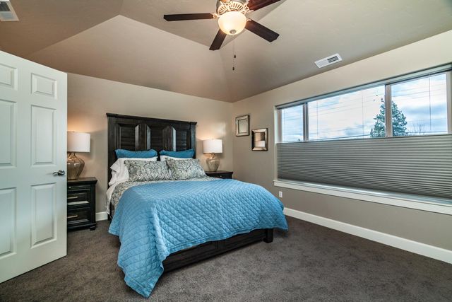 20615 Kira Drive 386, Bend, OR 97702