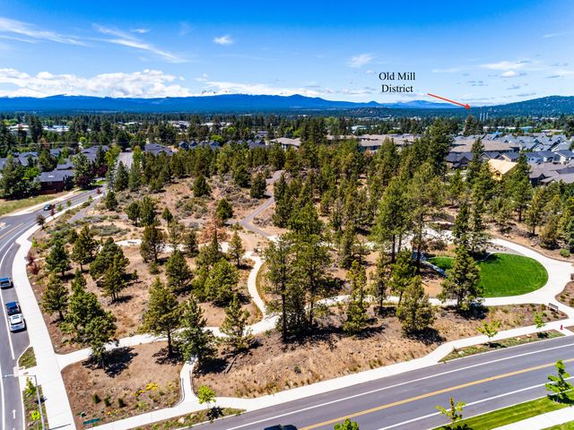20615 Kira Drive 386, Bend, OR 97702