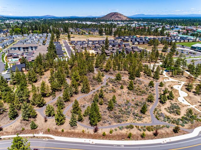 20615 Kira Drive 386, Bend, OR 97702