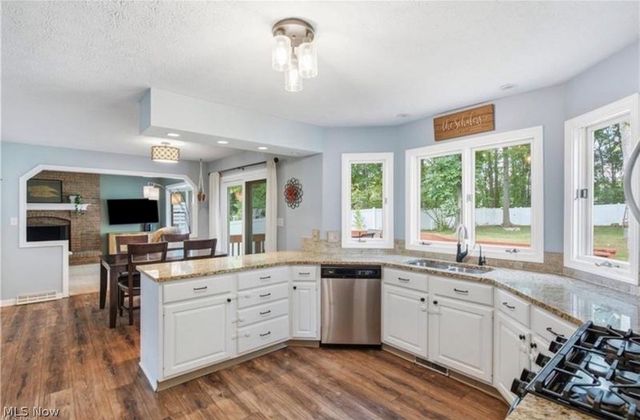 5791 Nicholson Drive, Hudson, OH 44236