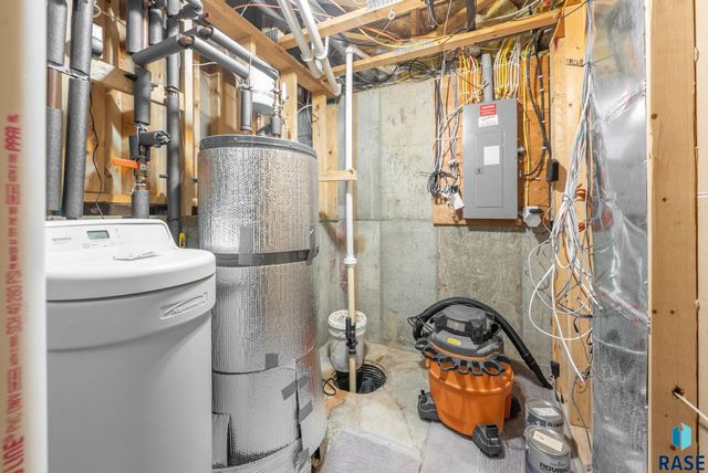 2213 E 63rd St Street, Sioux Falls, SD 57108