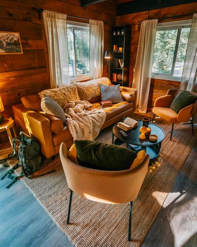 178 East Chocorua River Drive, Tamworth, NH 03886