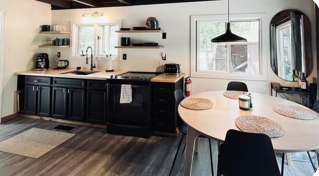 178 East Chocorua River Drive, Tamworth, NH 03886