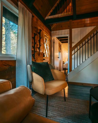 178 East Chocorua River Drive, Tamworth, NH 03886