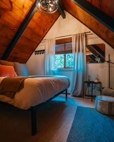 178 East Chocorua River Drive, Tamworth, NH 03886