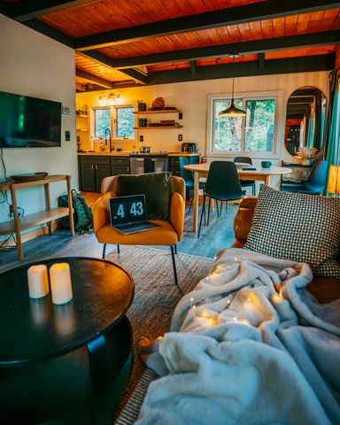 178 East Chocorua River Drive, Tamworth, NH 03886