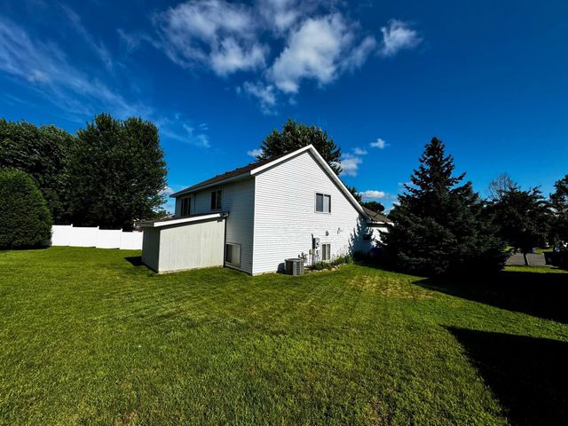 1823 Tyler Path, Saint Cloud, MN 56301