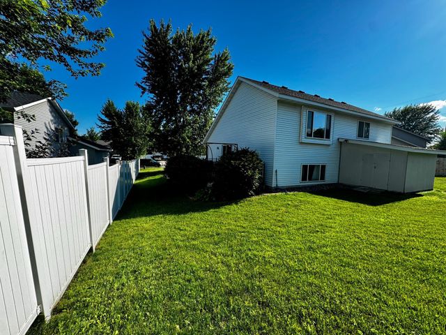 1823 Tyler Path, Saint Cloud, MN 56301