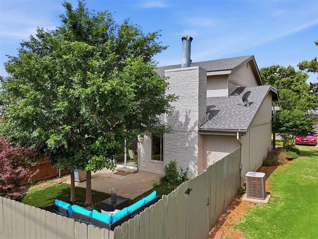 9828 Hefner Village Drive, Oklahoma City, OK 73162