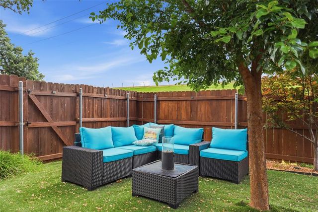 9828 Hefner Village Drive, Oklahoma City, OK 73162