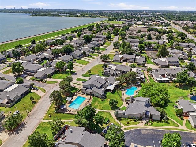 9828 Hefner Village Drive, Oklahoma City, OK 73162