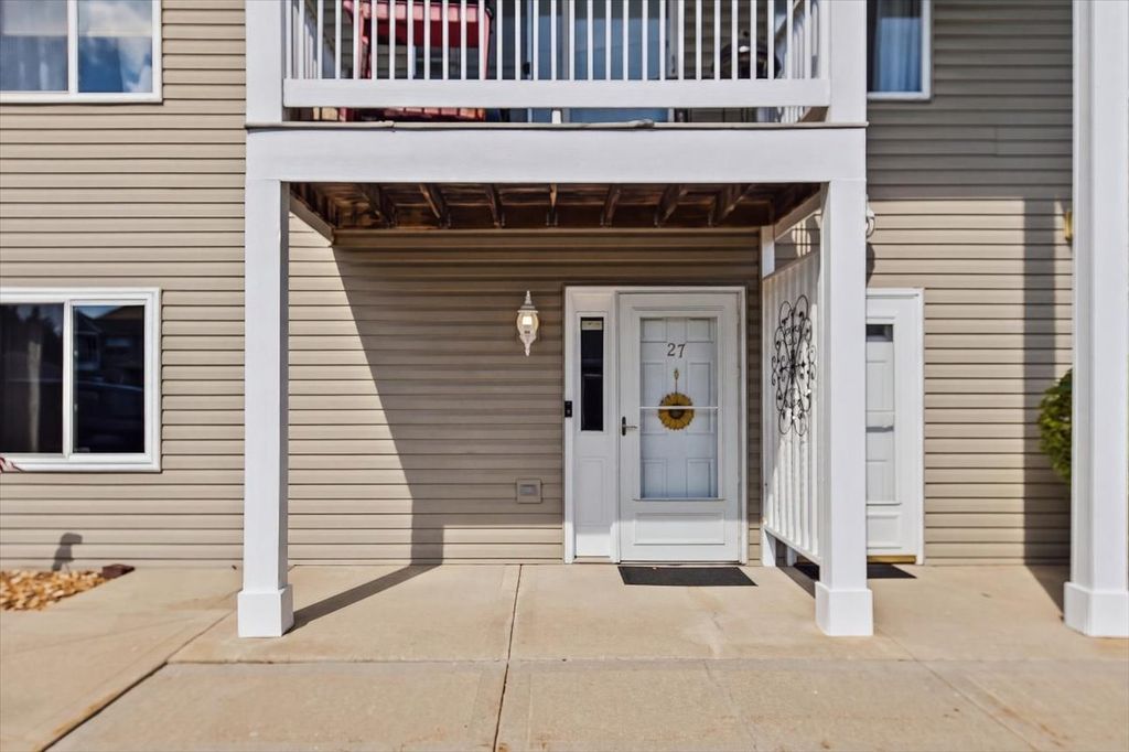 1350 Rock Run Drive 27, Crest Hill, IL 60403 — photo 2