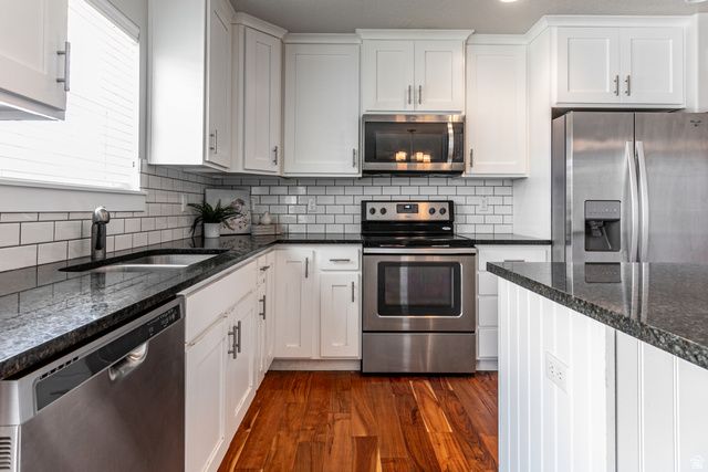 68 E ZINFANDEL LN, Vineyard, UT 84059