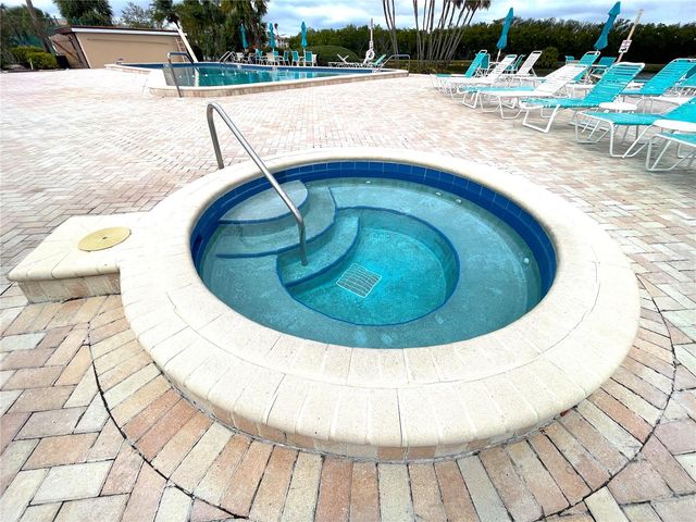 9950 62ND TERRACE N 106, St Petersburg, FL 33708