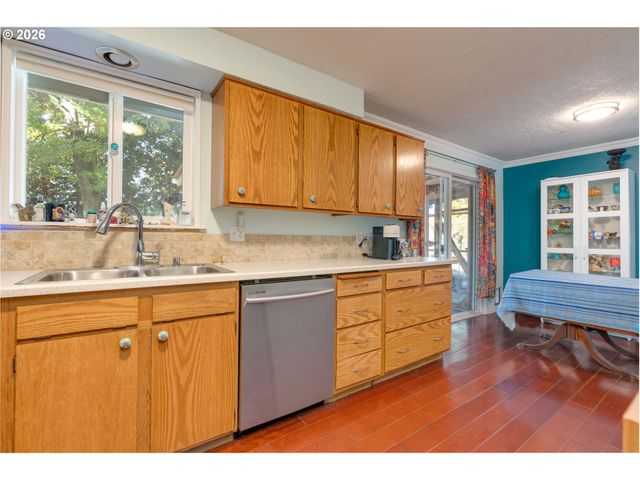 7018 Ne 55TH Ave, Vancouver, WA 98661