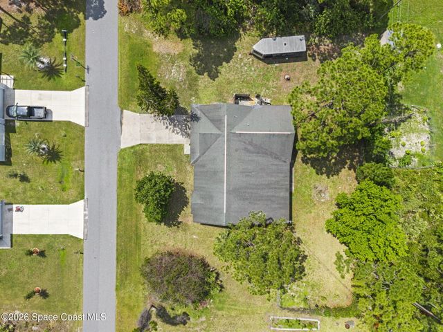 2626 Trinity Avenue SE, Palm Bay, FL 32909