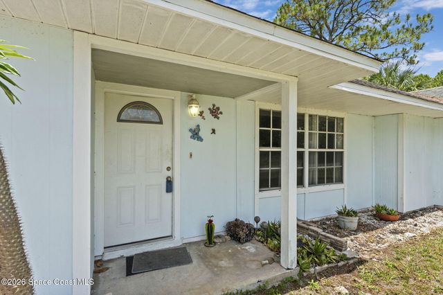 2626 Trinity Avenue SE, Palm Bay, FL 32909