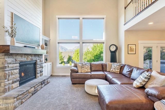 11177 S Miriam Oaks Drive, South Jordan, UT 84095