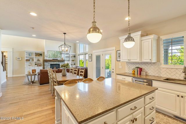 11177 S Miriam Oaks Drive, South Jordan, UT 84095