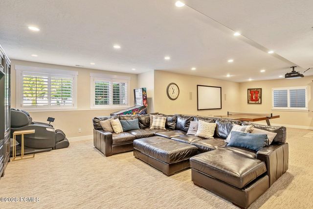 11177 S Miriam Oaks Drive, South Jordan, UT 84095