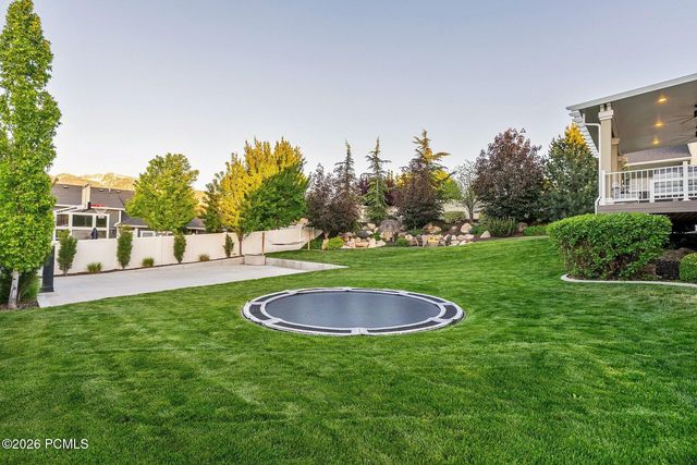 11177 S Miriam Oaks Drive, South Jordan, UT 84095