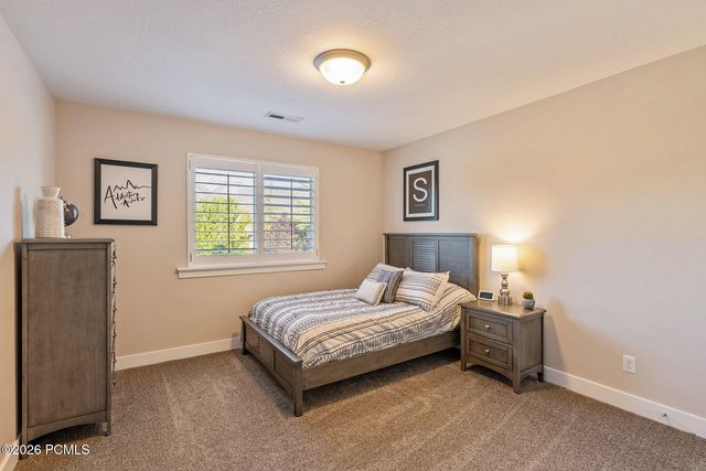 11177 S Miriam Oaks Drive, South Jordan, UT 84095
