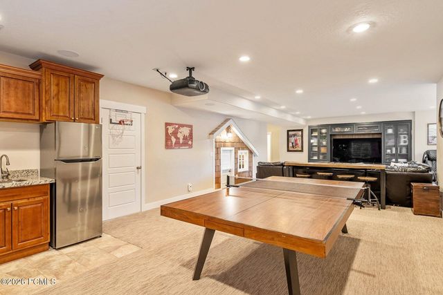11177 S Miriam Oaks Drive, South Jordan, UT 84095